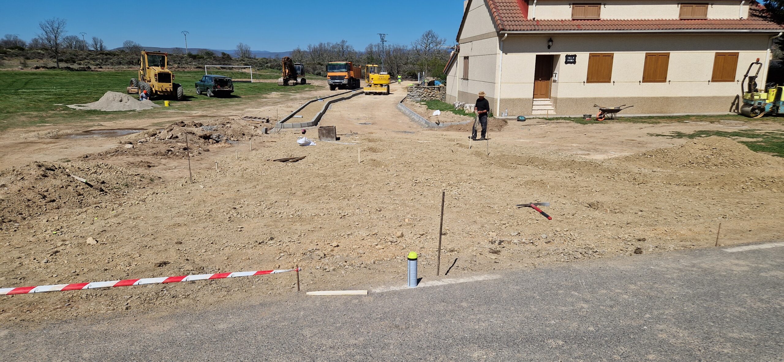 Ayuntamiento Manzanal de los Infantes (1/3)