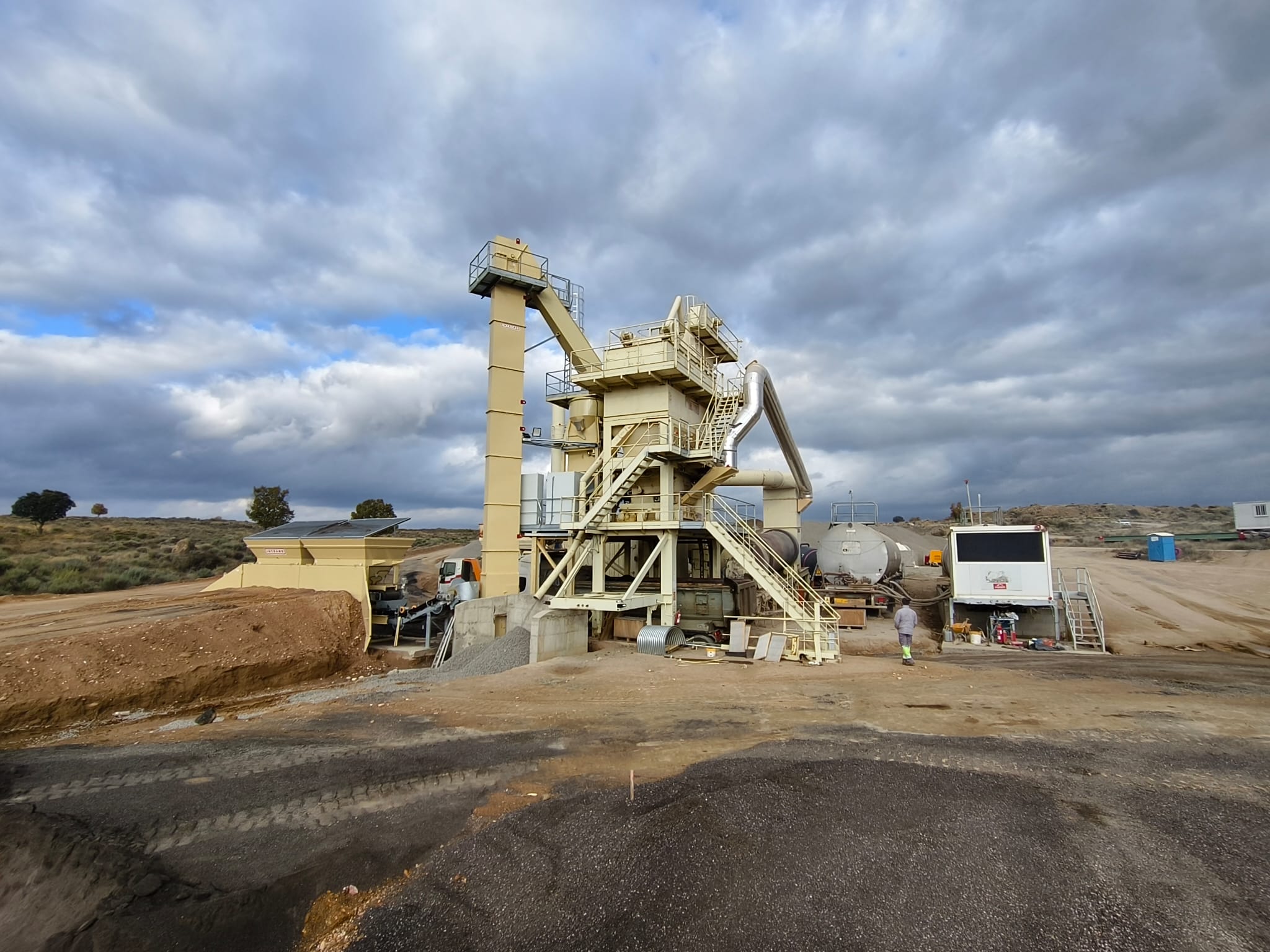 WhatsApp Image 2025 11 12 at 13.08.01