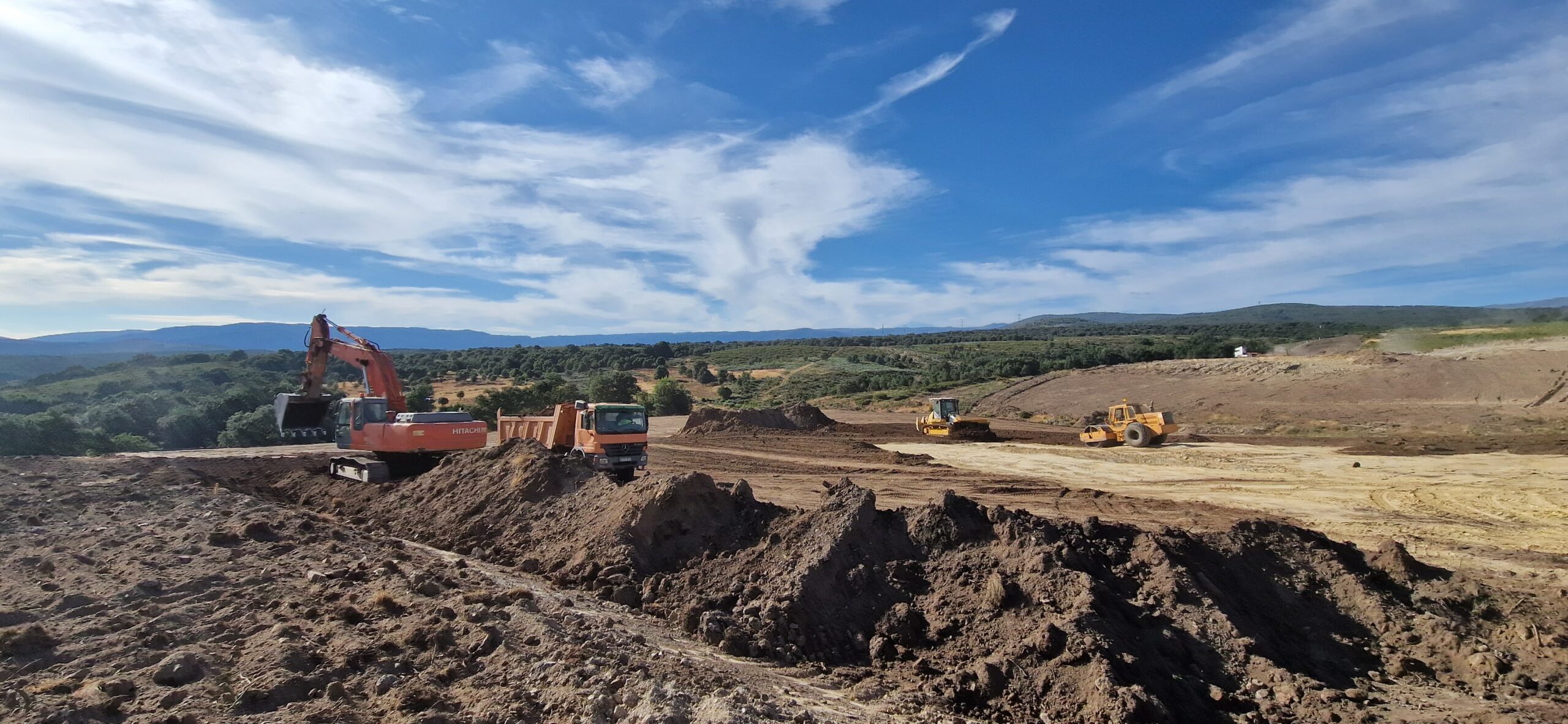 Excavadora ATR Explocanteras