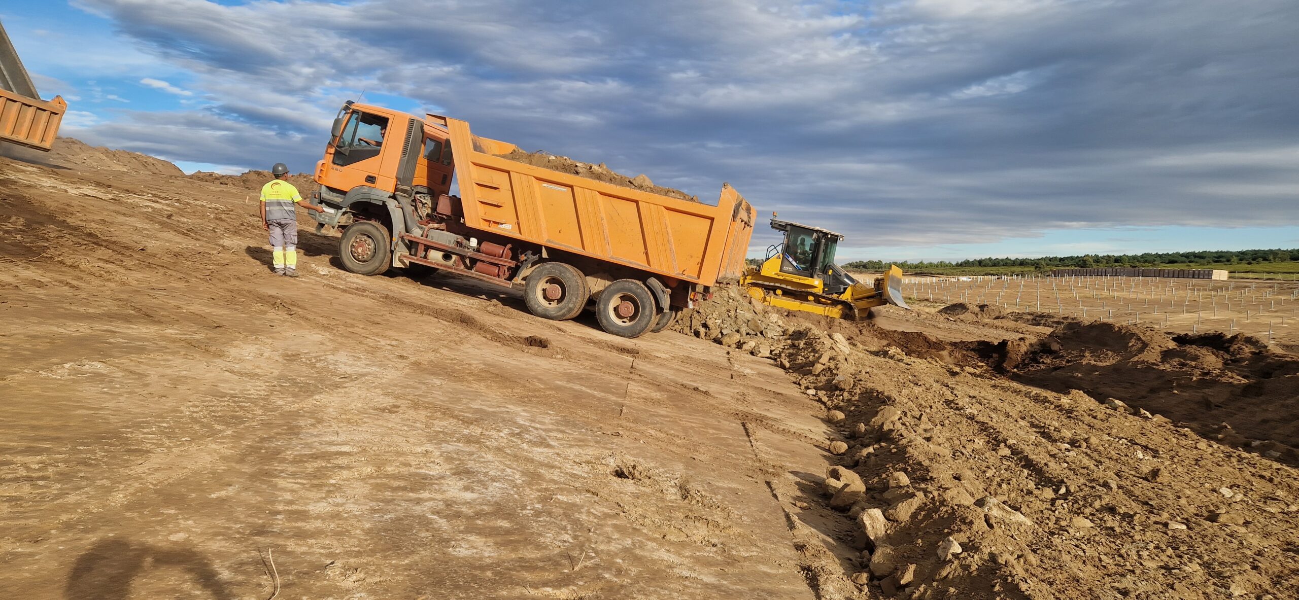 Excavadora ATR Explocanteras